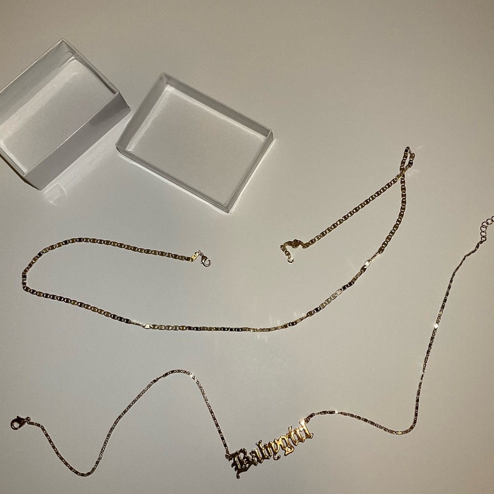 Babygirl gold necklace